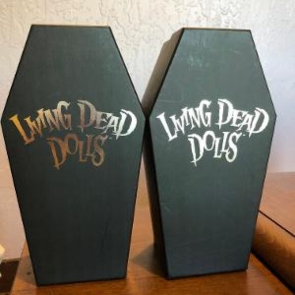 LIVING DEAD DOLLS HANSEL AND GRETEL - Picture 6 of 6